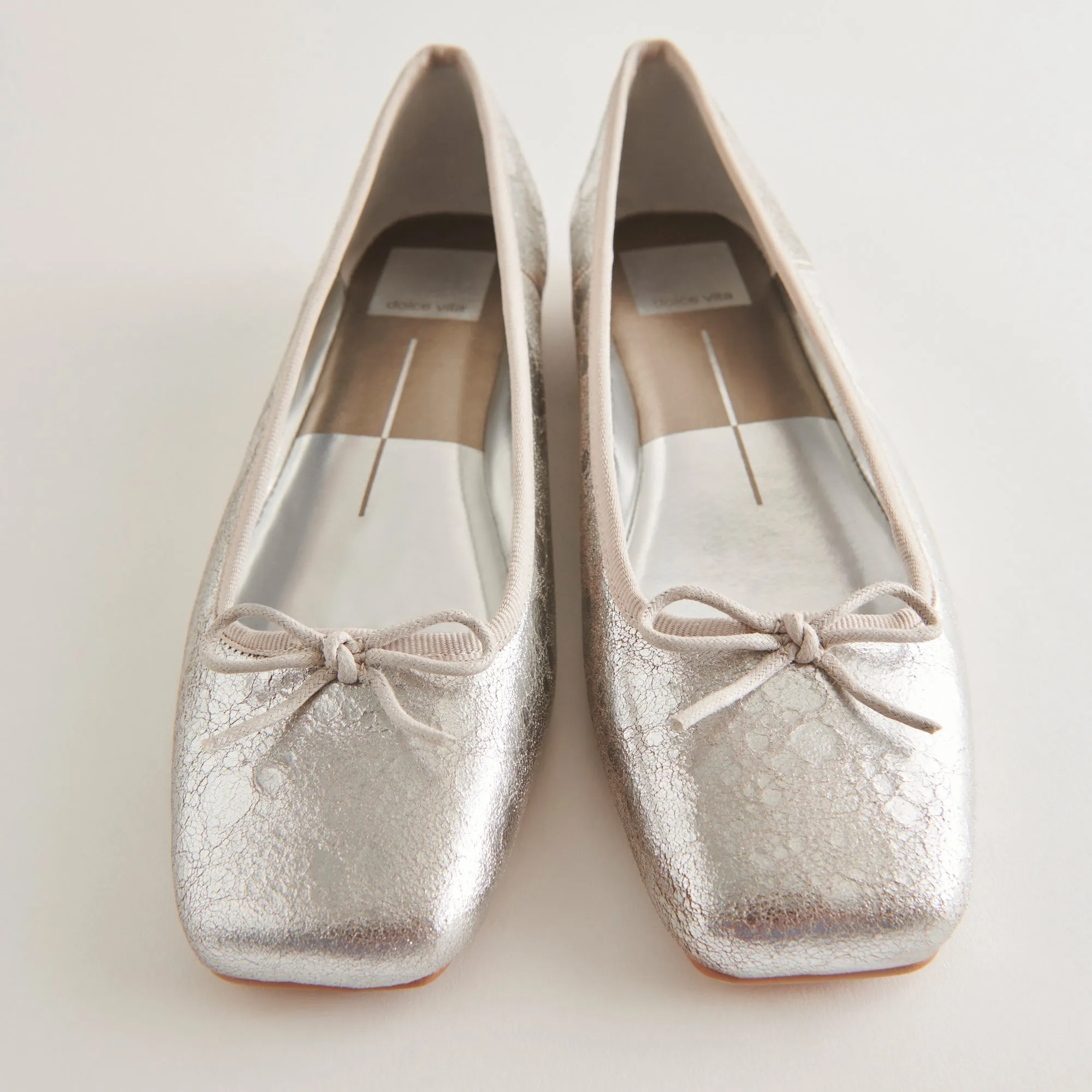 ANISA BALLET FLATS SILVER DISTRESSED LEATHER - re:vita