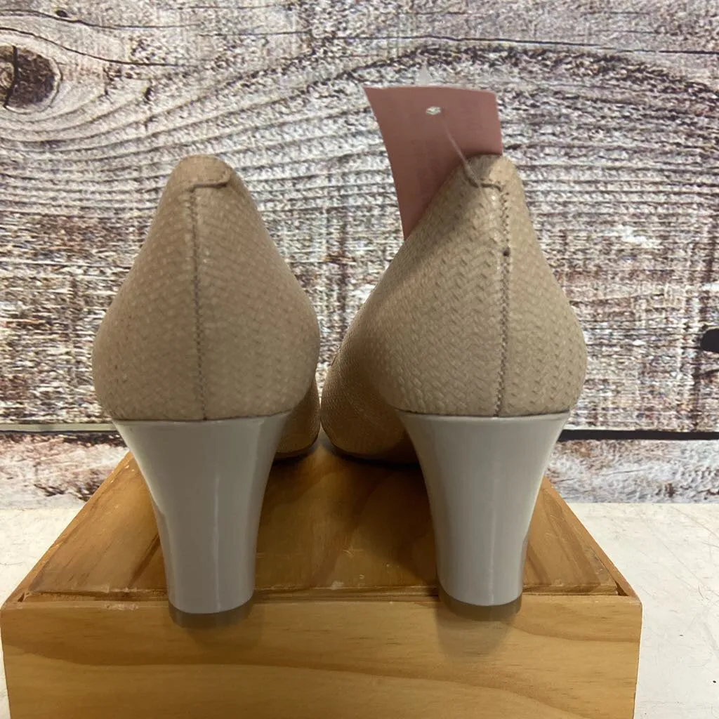 EASY SPIRIT BEIGE ESRAPHAEL HEEL SIZE 7 TCC