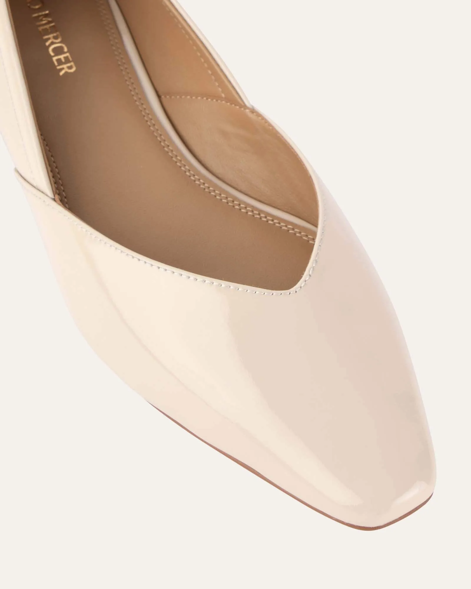 LUCENT DRESS FLATS SAND PATENT